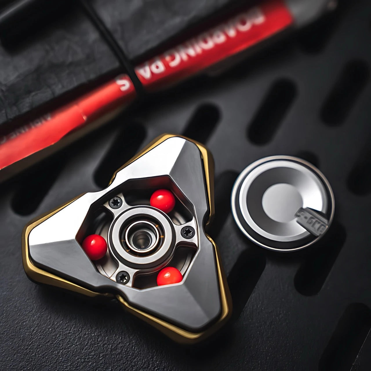 S-ONE SUAN Q-S Tuning Fork Fidget Spinner