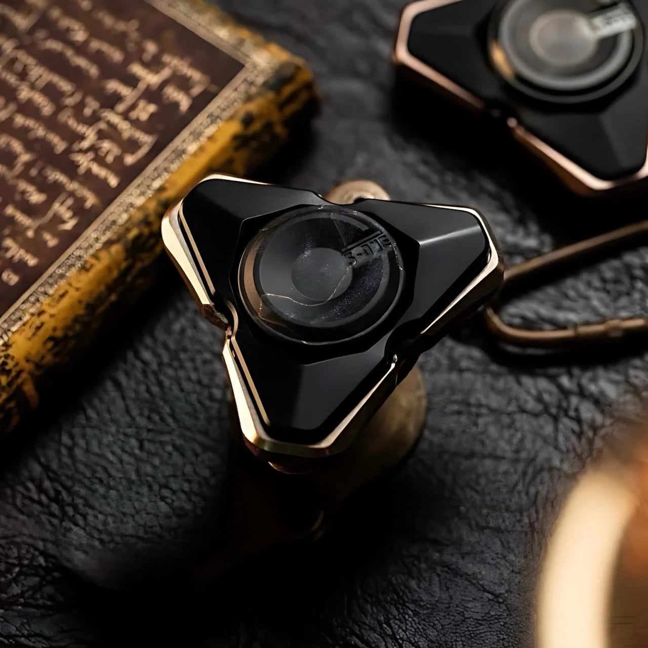 S-ONE SUAN Q-S Tuning Fork Fidget Spinner